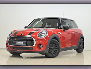 Mini  Cooper  2021  Automatic  14,200 Km  3 Cylinder  Front Wheel Drive (FWD)  Hatchback  Red  With Warranty