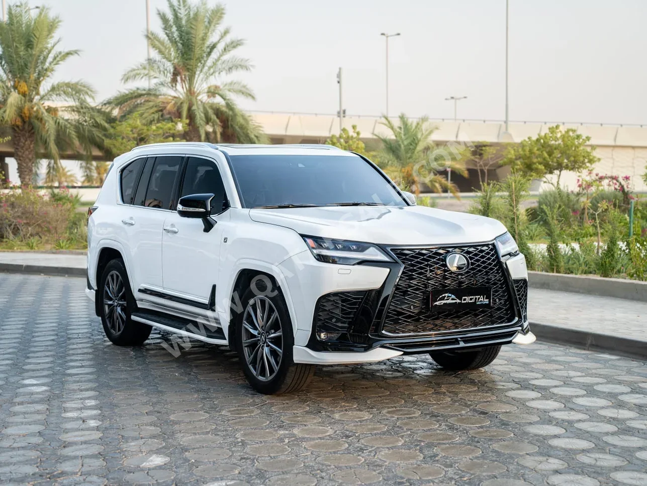 Lexus  LX  600 F Sport  2024  Automatic  10,642 Km  6 Cylinder  Four Wheel Drive (4WD)  SUV  White  With Warranty