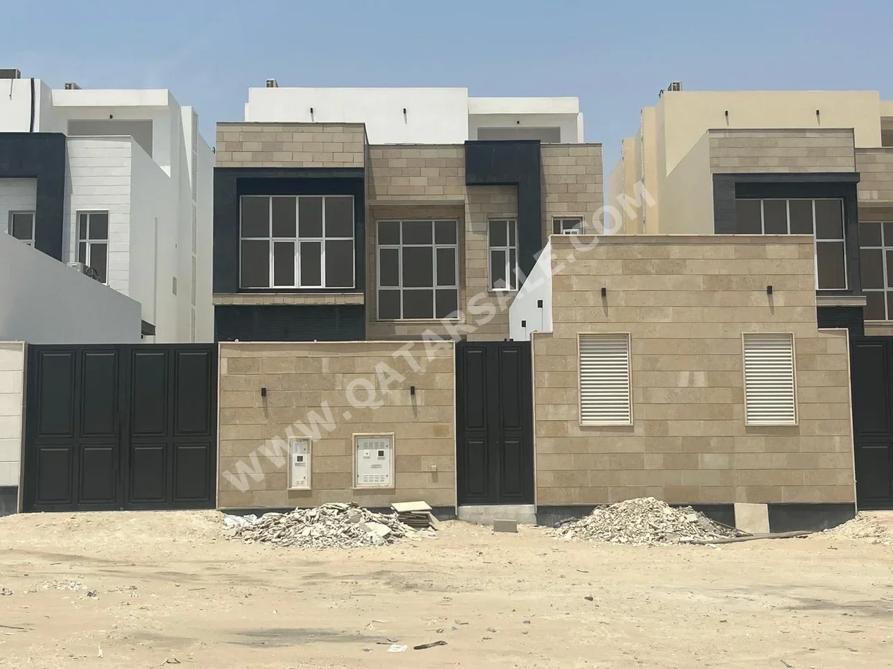 Family Residential  - Not Furnished  - Doha  - Nuaija  - 7 Bedrooms  - Includes Water & Electricity