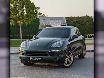 Porsche  Cayenne  S  2014  Automatic  109,360 Km  8 Cylinder  Four Wheel Drive (4WD)  SUV  Green