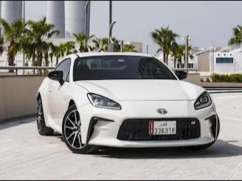 Toyota  GT 86  GR  2023  Automatic  5,300 Km  4 Cylinder  Front Wheel Drive (FWD)  Coupe / Sport  White  With Warranty