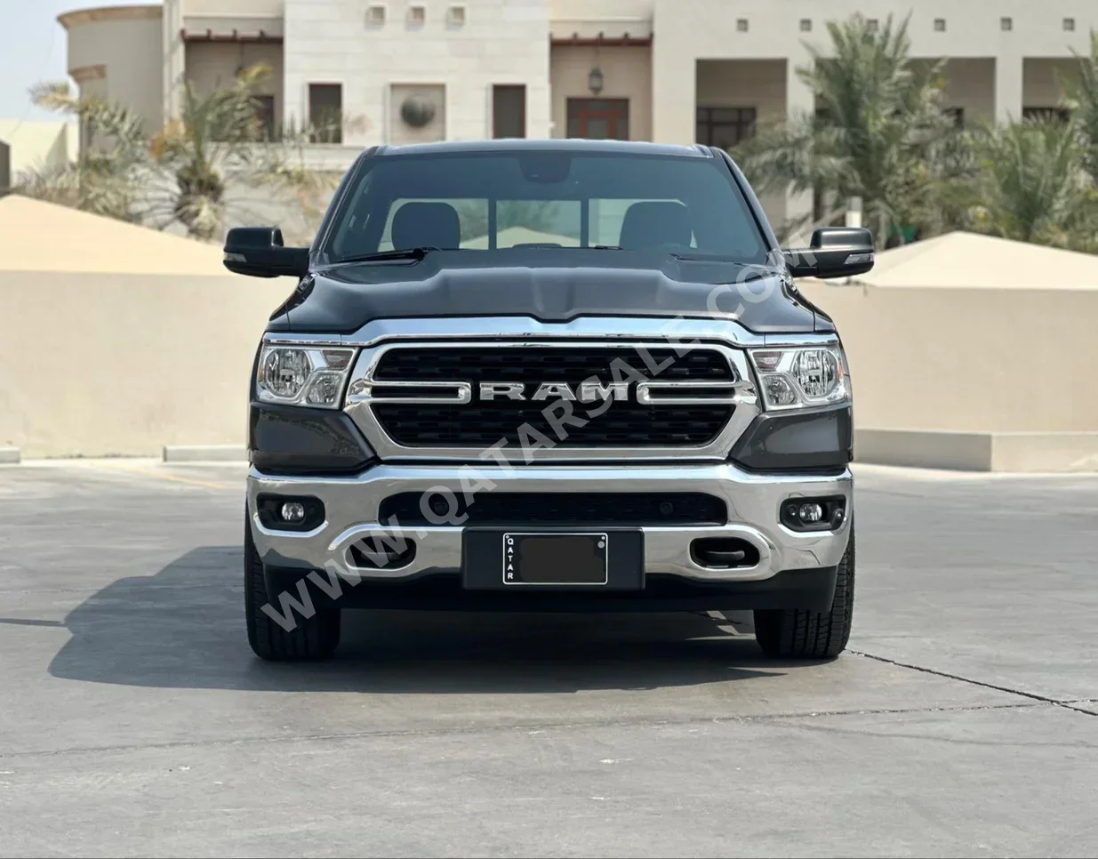 Dodge  Ram  Big Horn  2024  Automatic  0 Km  8 Cylinder  Four Wheel Drive (4WD)  Pick Up  Gray  With Warranty