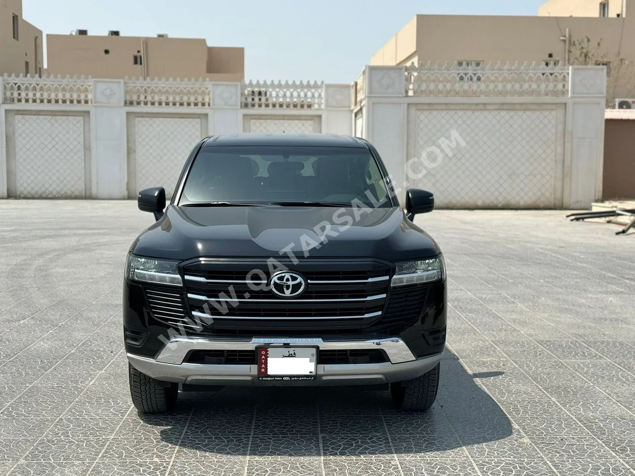 Toyota  Land Cruiser GX  SUV 4x4  Black  2024