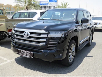 Toyota  Land Cruiser  GXR Twin Turbo  2023  Automatic  35,000 Km  6 Cylinder  Four Wheel Drive (4WD)  SUV  Black  With Warranty