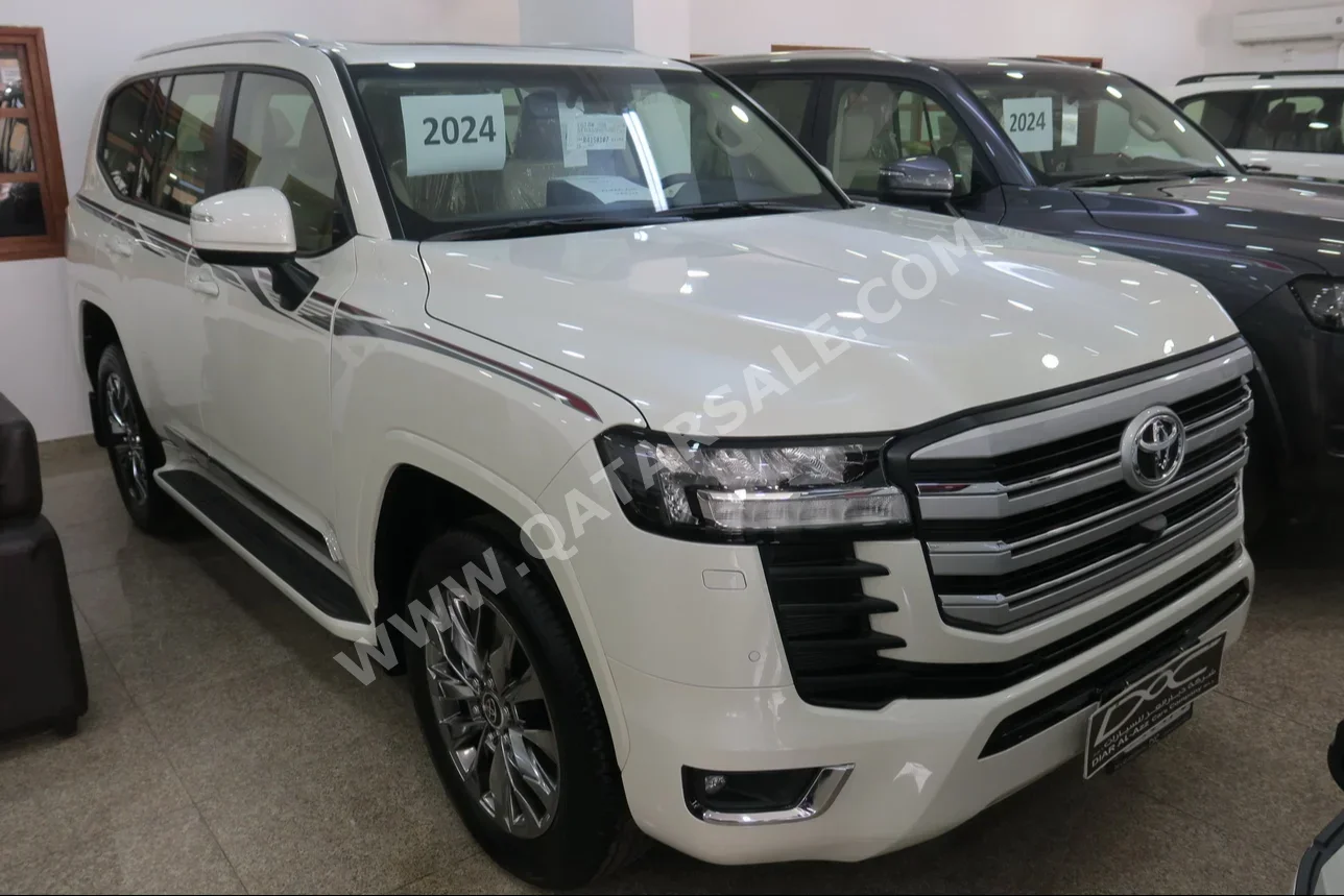 Toyota  Land Cruiser  GXR Twin Turbo  2024  Automatic  0 Km  6 Cylinder  Four Wheel Drive (4WD)  SUV  White  With Warranty