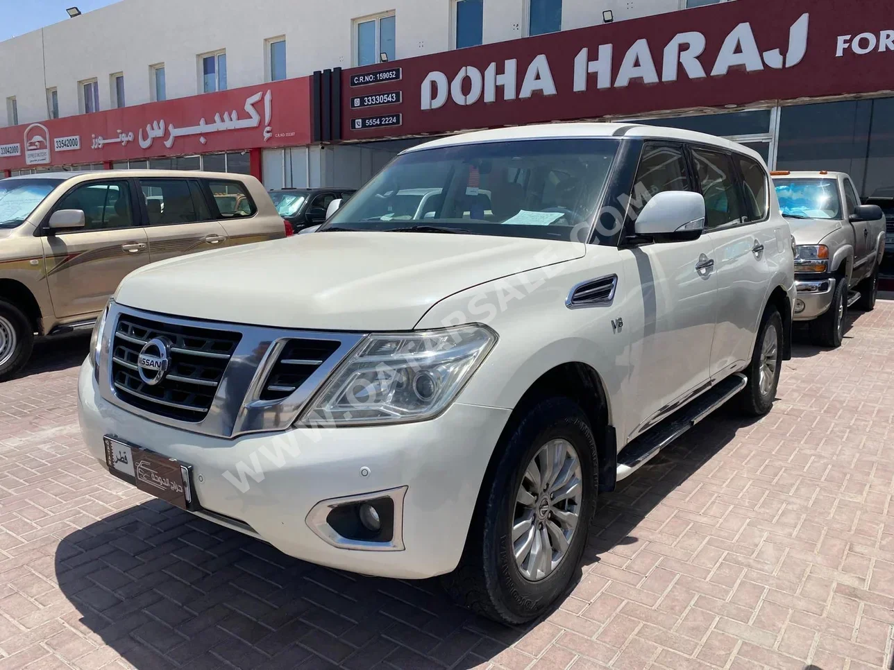 Nissan  Patrol  SE  2014  Automatic  381,000 Km  8 Cylinder  Four Wheel Drive (4WD)  SUV  White