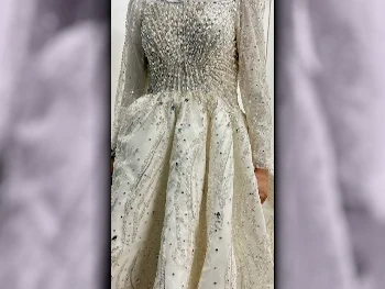 فستان زفاف  - أبيض