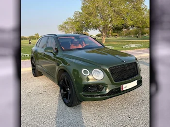 Bentley  Bentayga  Mulliner  2019  Automatic  105,000 Km  12 Cylinder  All Wheel Drive (AWD)  SUV  Green