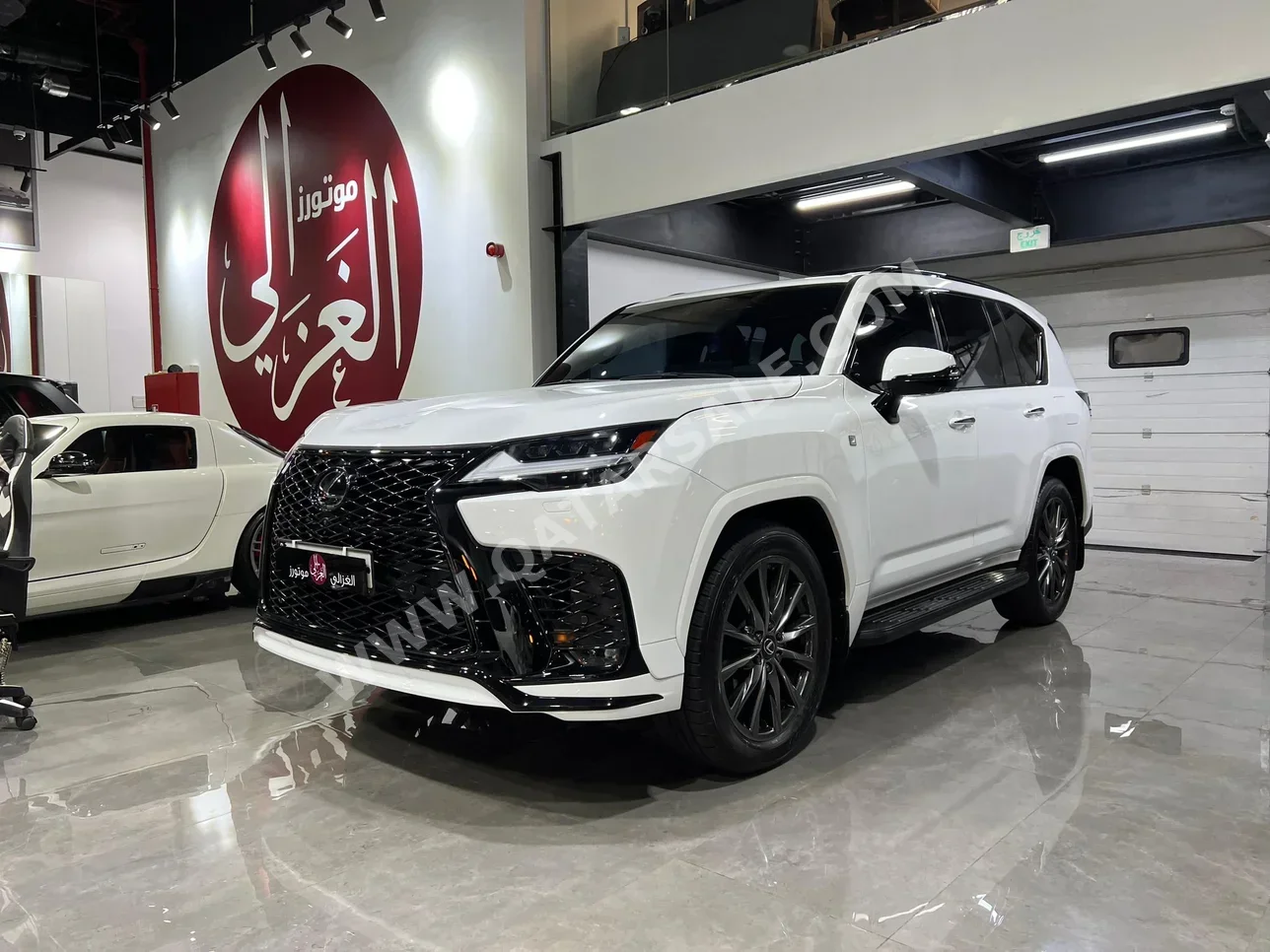  Lexus  LX  600 F Sport  2022  Automatic  40,000 Km  6 Cylinder  Four Wheel Drive (4WD)  SUV  White  With Warranty