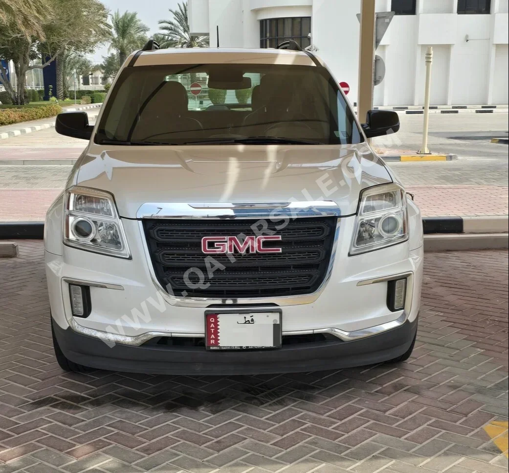 GMC  Terrain  SLE  2017  Automatic  100,000 Km  6 Cylinder  Front Wheel Drive (FWD)  SUV  White