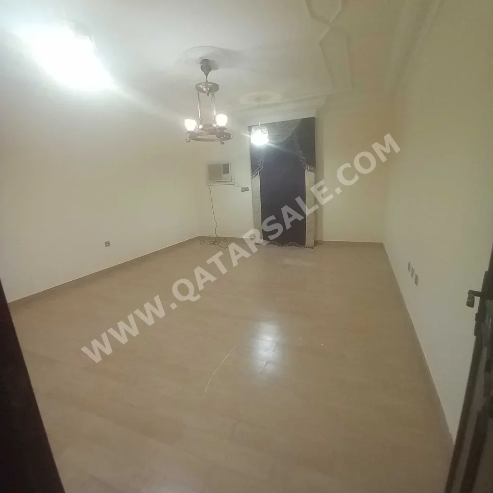 3 Bedrooms  Apartment  For Rent  in Doha -  Al Thumama  Not Furnished