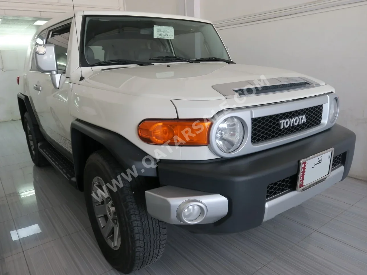 Toyota  FJ Cruiser  2023  Automatic  96,000 Km  6 Cylinder  Four Wheel Drive (4WD)  SUV  White