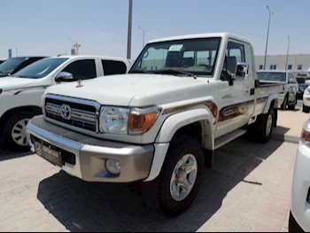 Toyota  Land Cruiser  LX  2021  Manual  132,000 Km  6 Cylinder  Four Wheel Drive (4WD)  Pick Up  Silver