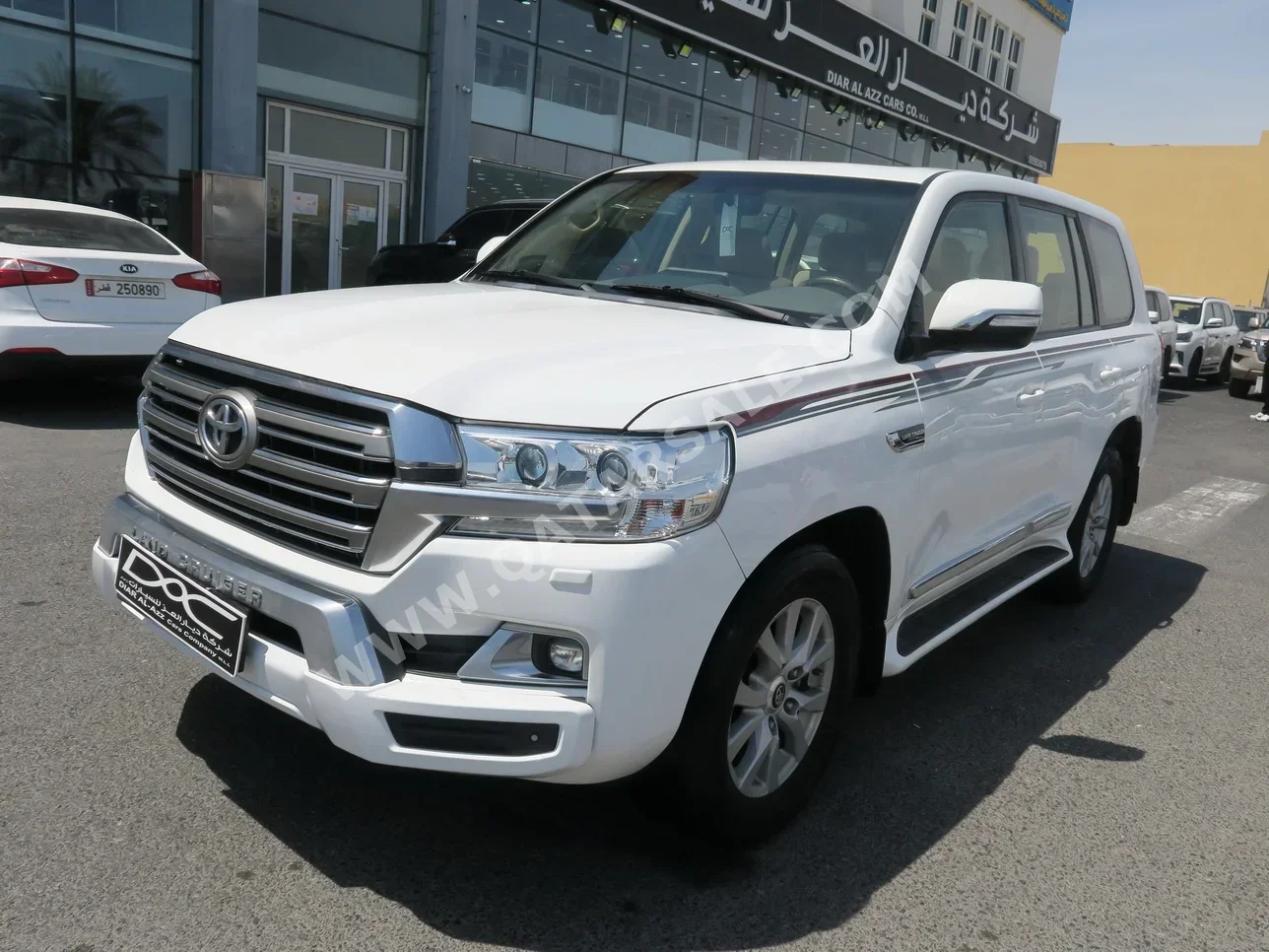 Toyota  Land Cruiser  GXR  2021  Automatic  166,000 Km  6 Cylinder  Four Wheel Drive (4WD)  SUV  White