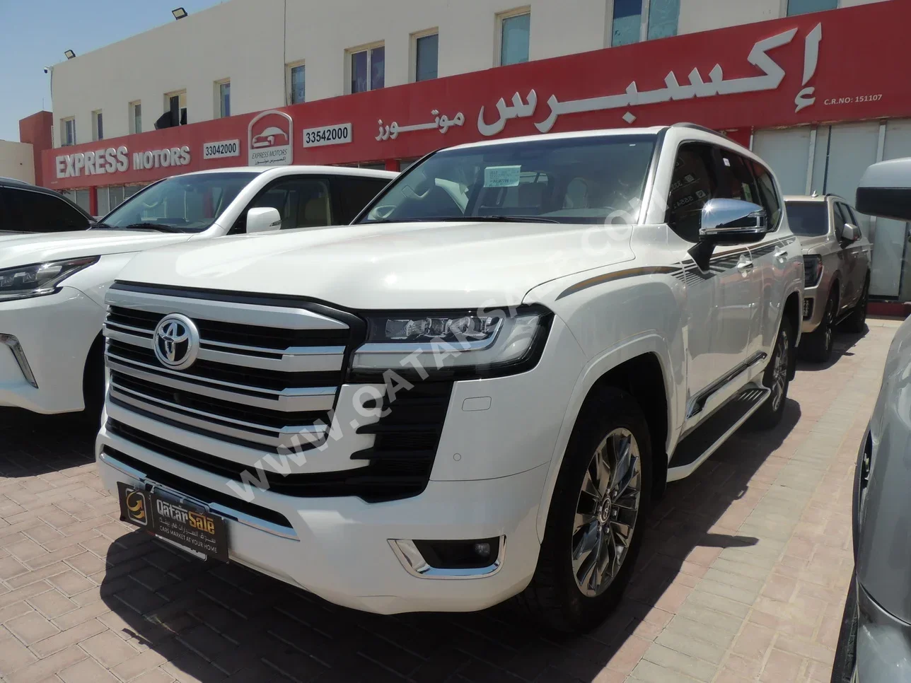 Toyota  Land Cruiser  VX  2023  Automatic  24,000 Km  6 Cylinder  Four Wheel Drive (4WD)  SUV  White  With Warranty