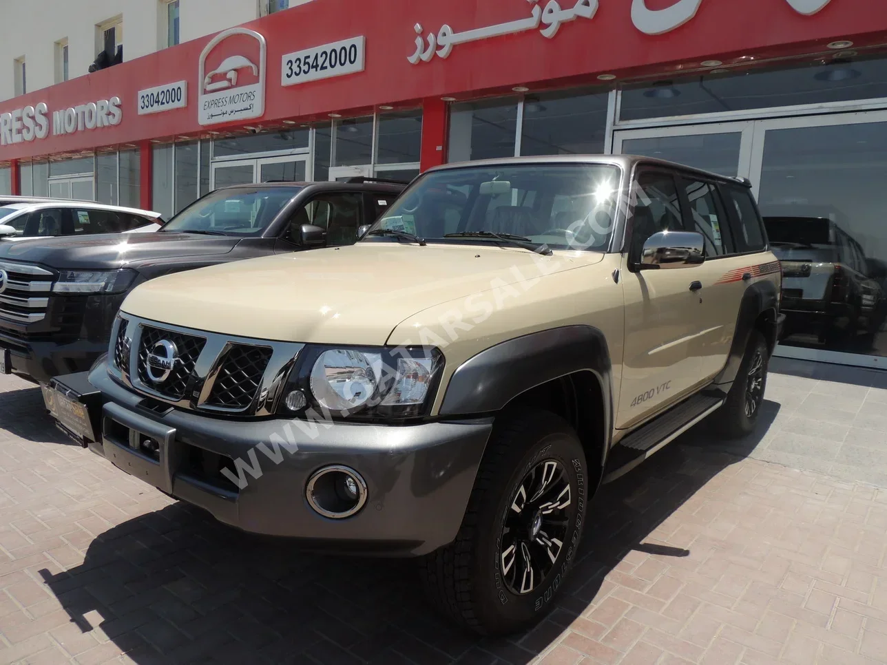 Nissan  Patrol  Super Safari  2023  Manual  0 Km  6 Cylinder  Four Wheel Drive (4WD)  SUV  Silver  With Warranty