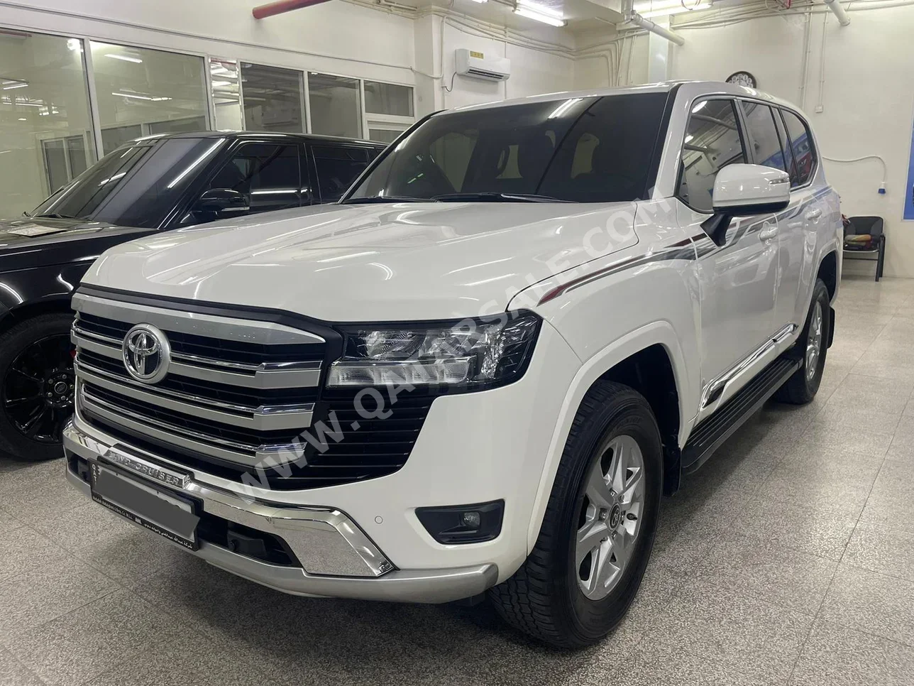 Toyota  Land Cruiser  GX  2022  Automatic  76,000 Km  6 Cylinder  Four Wheel Drive (4WD)  SUV  White  With Warranty