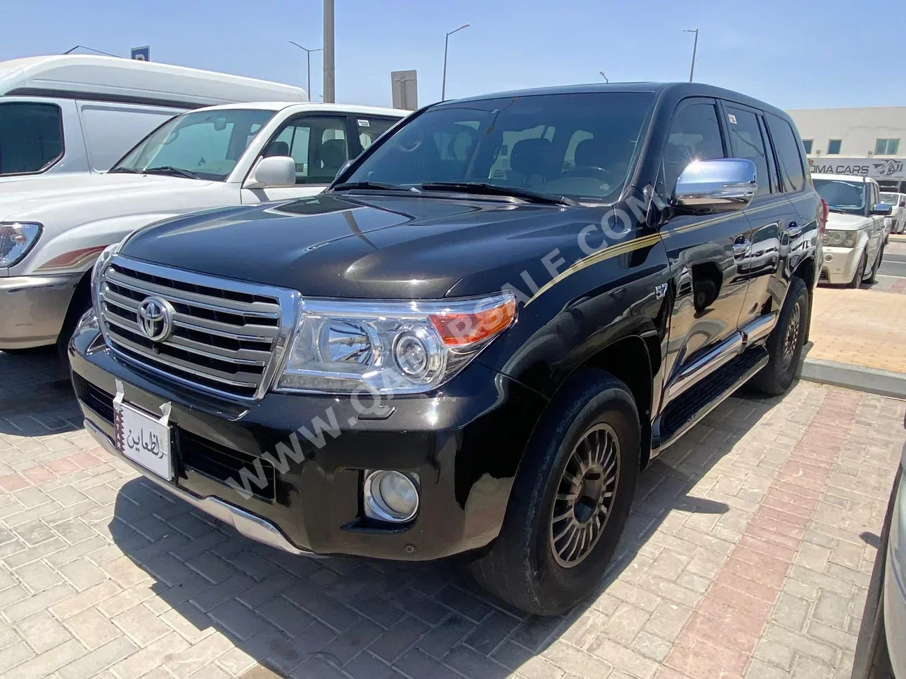 Toyota  Land Cruiser  VXR  2015  Automatic  427,000 Km  8 Cylinder  Four Wheel Drive (4WD)  SUV  Black