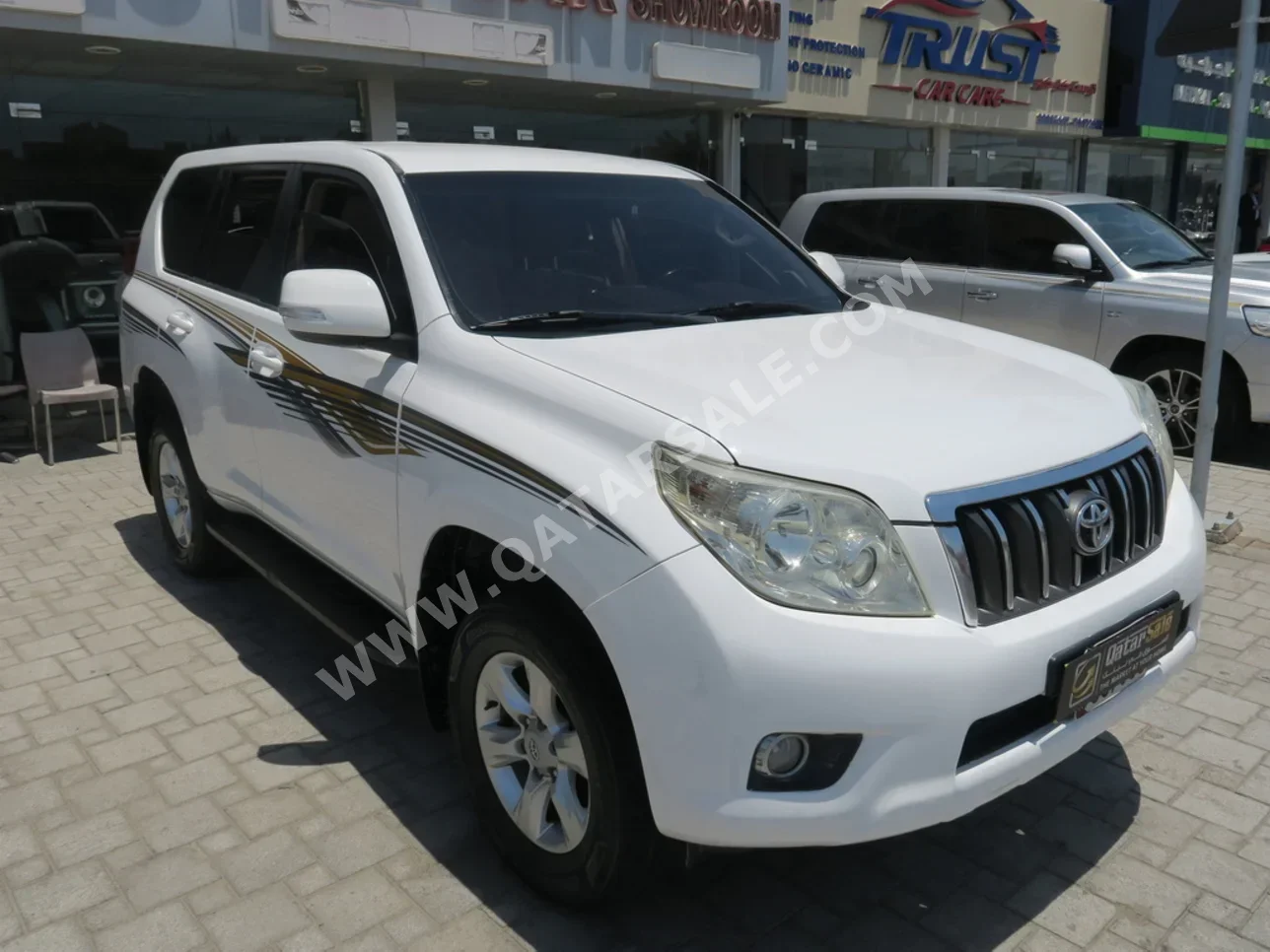 Toyota  Prado  TXL  2012  Automatic  219,000 Km  6 Cylinder  Four Wheel Drive (4WD)  SUV  White