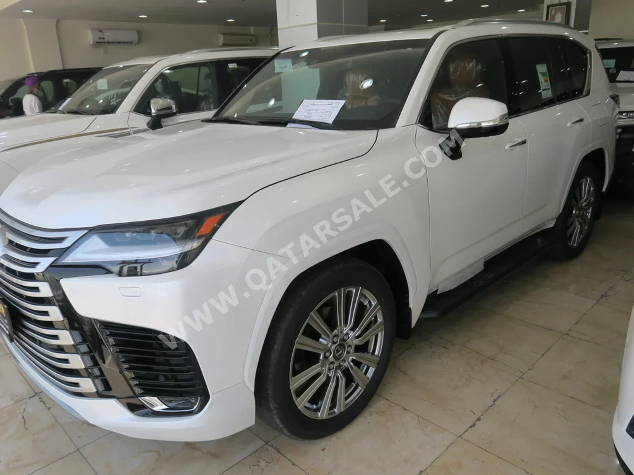  Lexus  LX  600 VIP  2023  Automatic  0 Km  6 Cylinder  Four Wheel Drive (4WD)  SUV  White  With Warranty