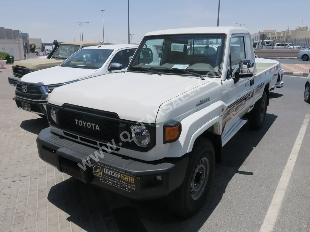  Toyota  Land Cruiser  LX  2024  Manual  0 Km  6 Cylinder  Four Wheel Drive (4WD)  Pick Up  White  With Warranty