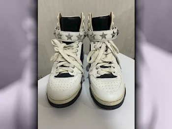 أحذية جيفانشي  جلد اصلي  أبيض مقاس 38  نسائي