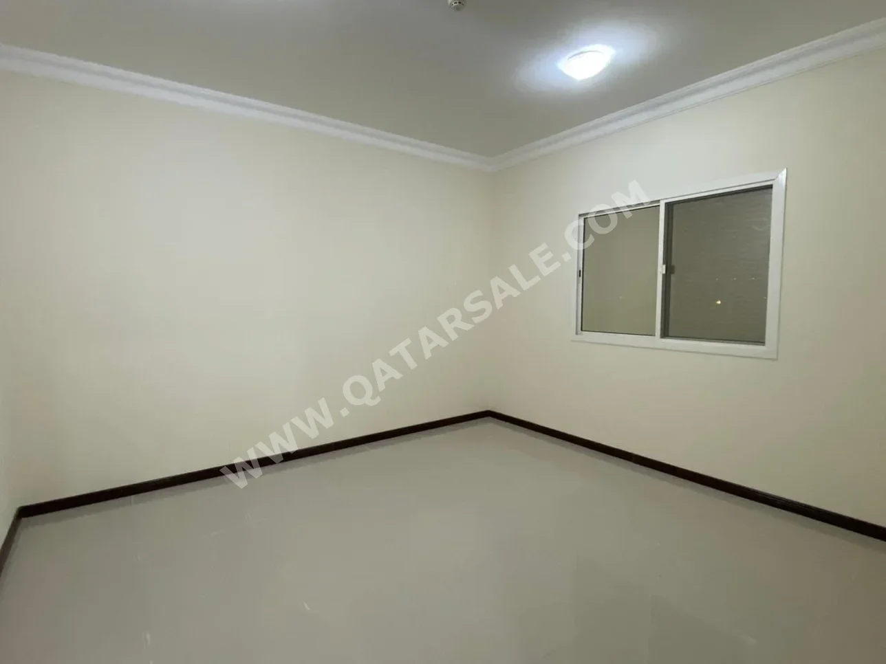 2 Bedrooms  Apartment  For Rent  in Al Wakrah -  Al Wakrah  Not Furnished