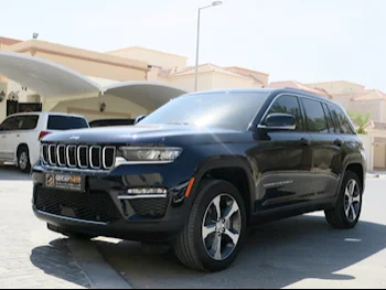 Jeep  Grand Cherokee  Limited  2023  Automatic  25,000 Km  6 Cylinder  Four Wheel Drive (4WD)  SUV  Dark Blue  With Warranty