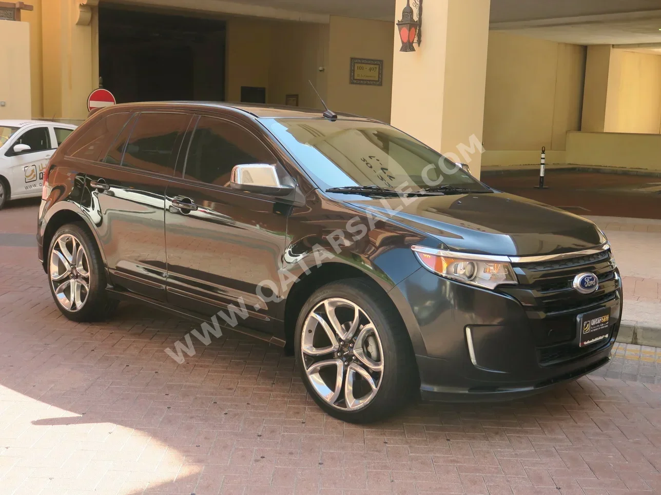 Ford  Edge  Sport  2014  Automatic  94,000 Km  6 Cylinder  Four Wheel Drive (4WD)  SUV  Black