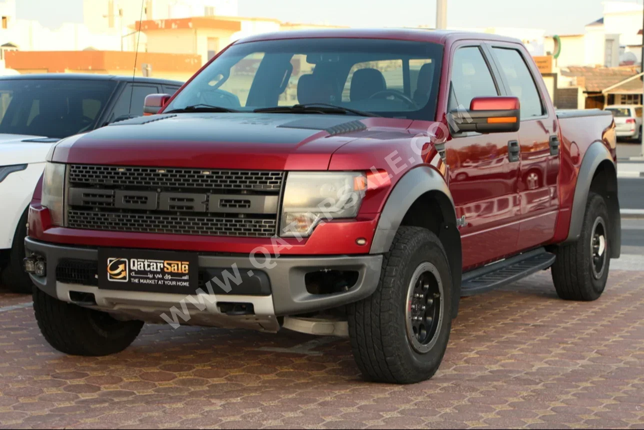 Ford  Raptor  SVT  2014  Automatic  88,000 Km  8 Cylinder  Four Wheel Drive (4WD)  Pick Up  Maroon