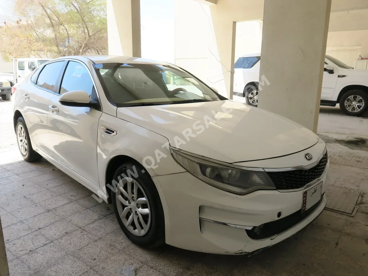 Kia  Optima  2018  Automatic  217,000 Km  4 Cylinder  Front Wheel Drive (FWD)  Sedan  White