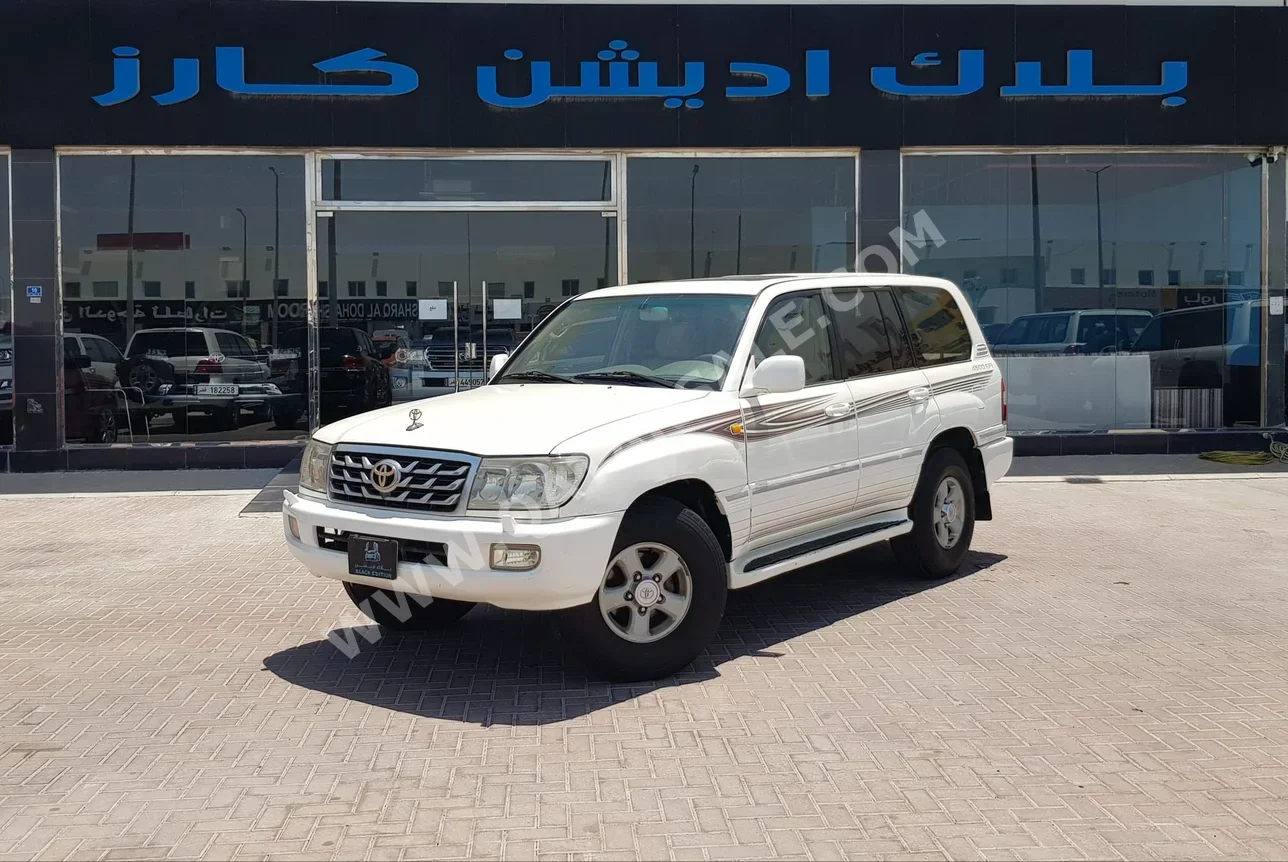 Toyota  Land Cruiser  GXR  2007  Manual  584٬000 Km  6 Cylinder  Four Wheel Drive (4WD)  SUV  White