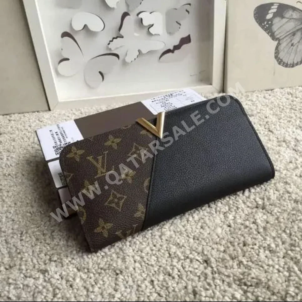 Wallets  - Louis Vuitton  - Brown  - Genuine Leather  - For Women