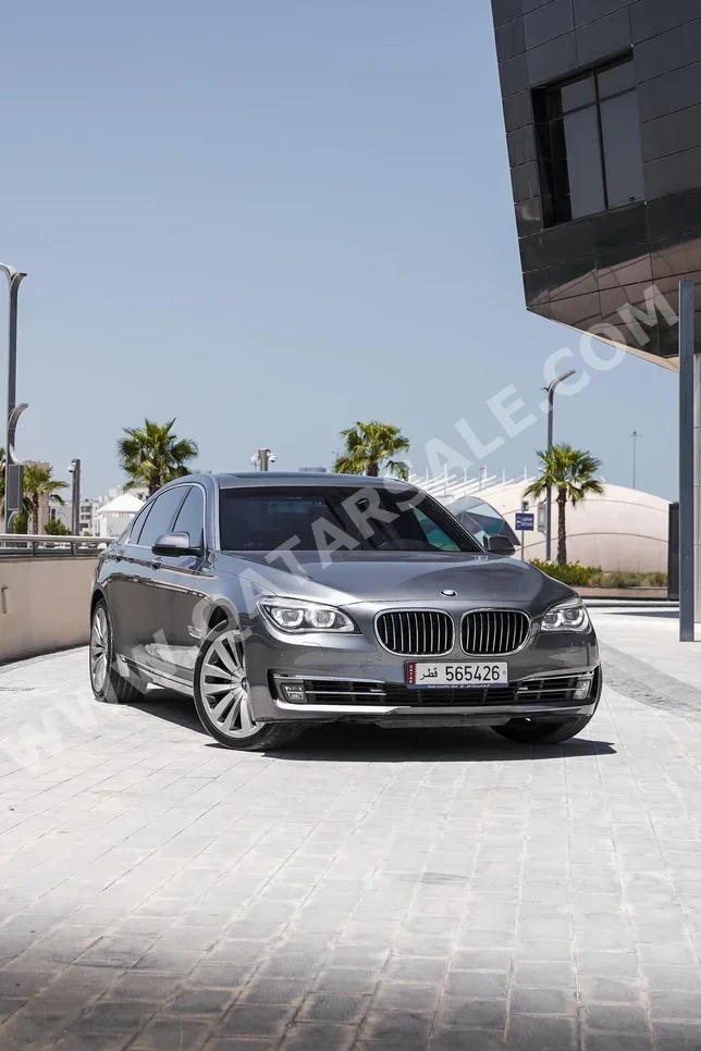 BMW  7-Series  740 Li  2014  Automatic  83,000 Km  6 Cylinder  Rear Wheel Drive (RWD)  Sedan  Gray