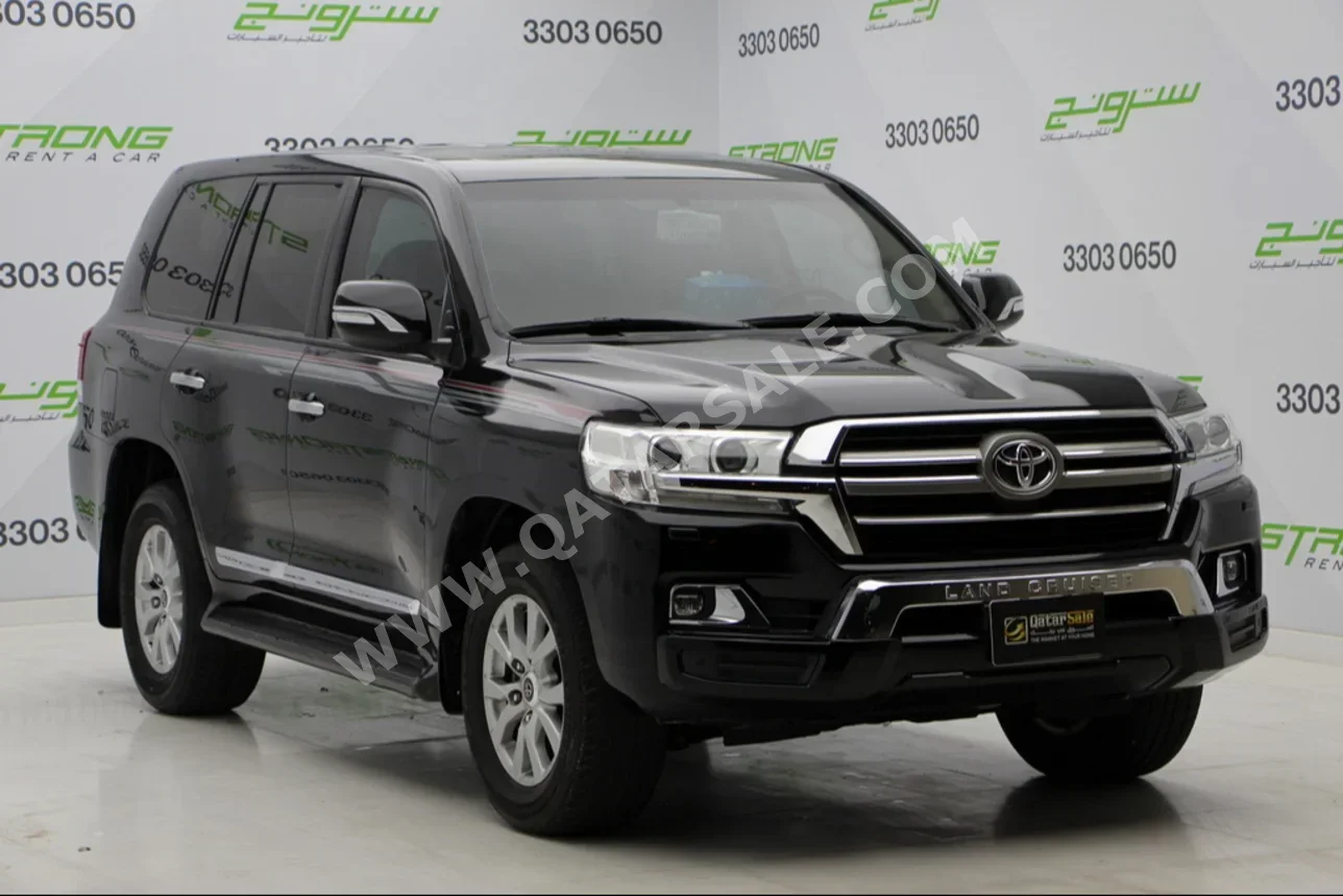 Toyota  Land Cruiser  GXR  2020  Automatic  139,000 Km  8 Cylinder  Four Wheel Drive (4WD)  SUV  Black