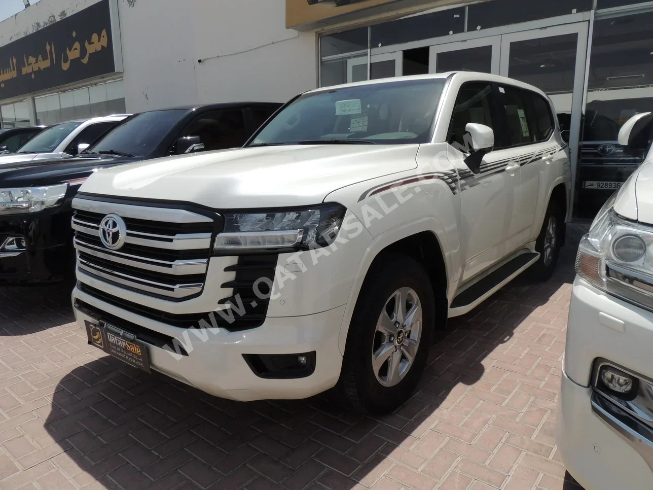  Toyota  Land Cruiser  GXR Twin Turbo  2022  Automatic  80,000 Km  6 Cylinder  Four Wheel Drive (4WD)  SUV  White  With Warranty