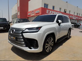 Lexus  LX  600 Luxury  2023  Automatic  27,000 Km  6 Cylinder  Four Wheel Drive (4WD)  SUV  White  With Warranty