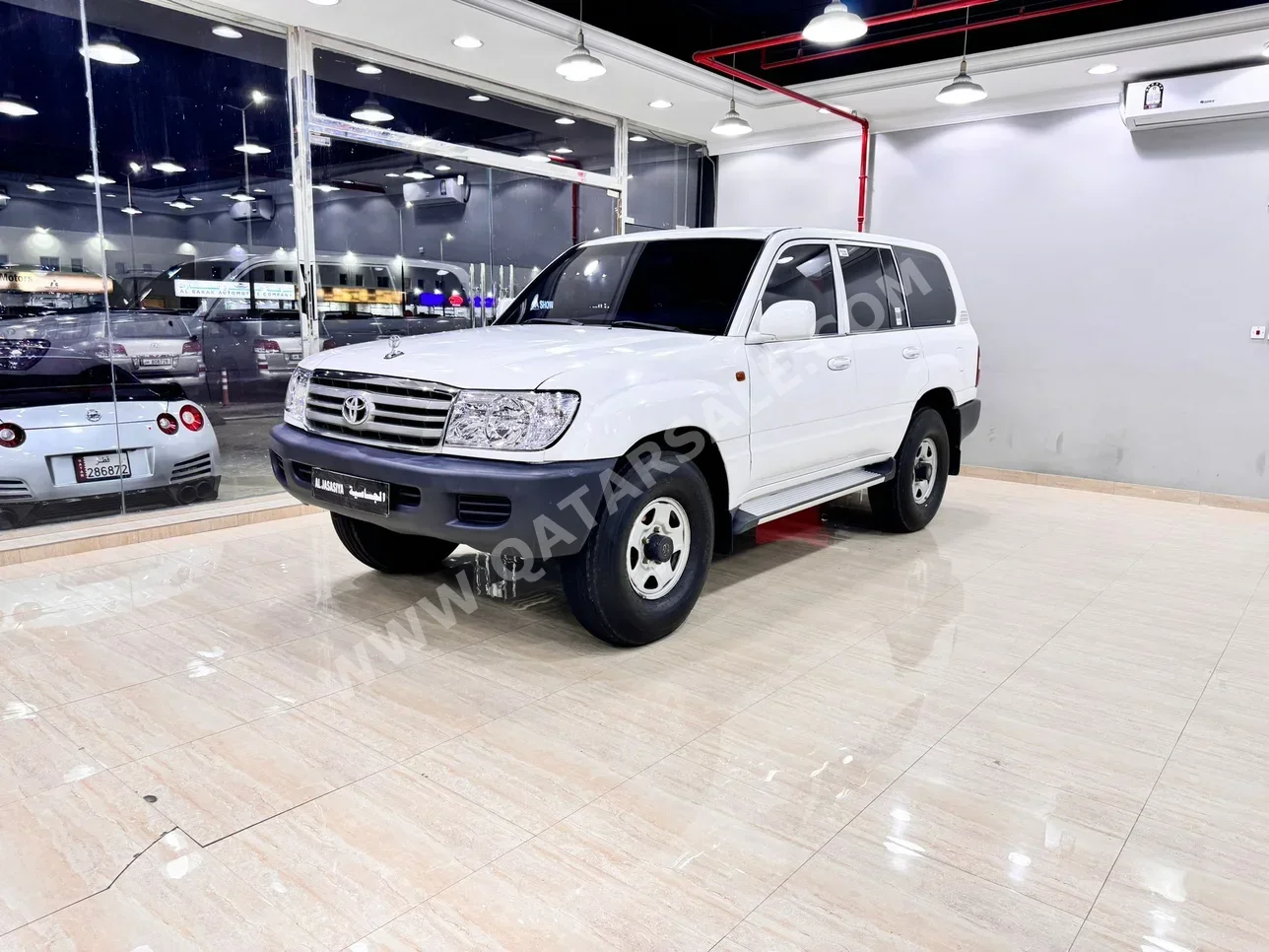 Toyota  Land Cruiser  GX  2007  Manual  306,000 Km  6 Cylinder  Four Wheel Drive (4WD)  SUV  White