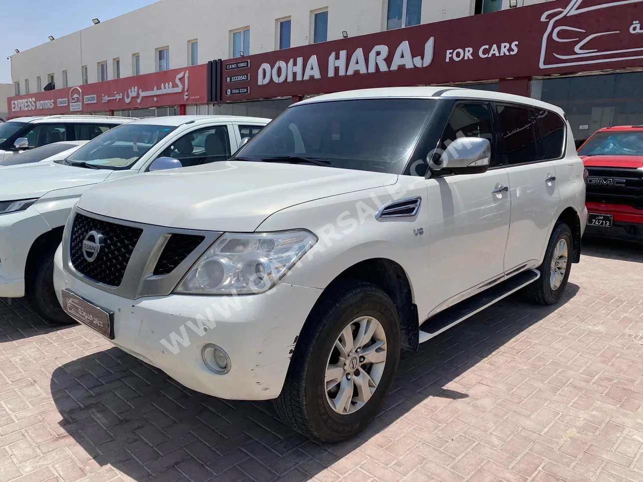 Nissan  Patrol  SE  2013  Automatic  280,000 Km  8 Cylinder  Four Wheel Drive (4WD)  SUV  White