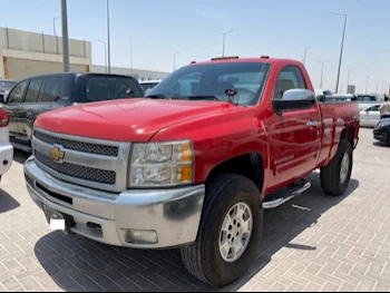 Chevrolet  Silverado  2013  Automatic  327,000 Km  8 Cylinder  Four Wheel Drive (4WD)  Pick Up  Red