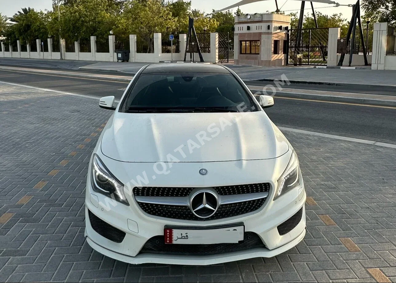 Mercedes-Benz  CLA  250  2016  Automatic  167,491 Km  4 Cylinder  Rear Wheel Drive (RWD)  Sedan  White