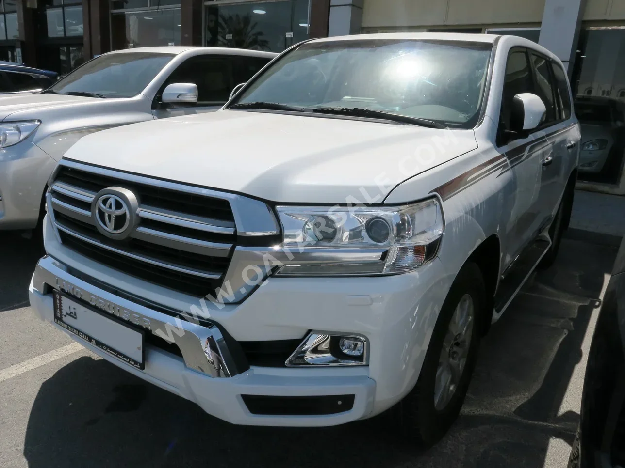 Toyota  Land Cruiser  GXR  2020  Automatic  186,000 Km  8 Cylinder  Four Wheel Drive (4WD)  SUV  White