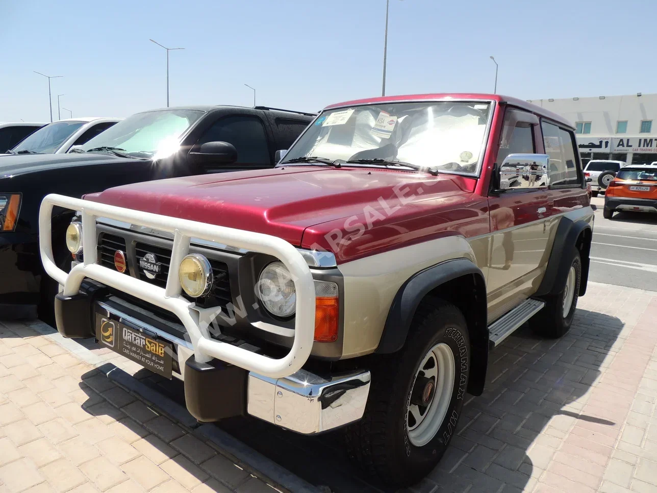 نيسان  باترول  جي ال  1990  عادي  350,000 كم  6 سلندر  دفع رباعي  اس يو في  بيج