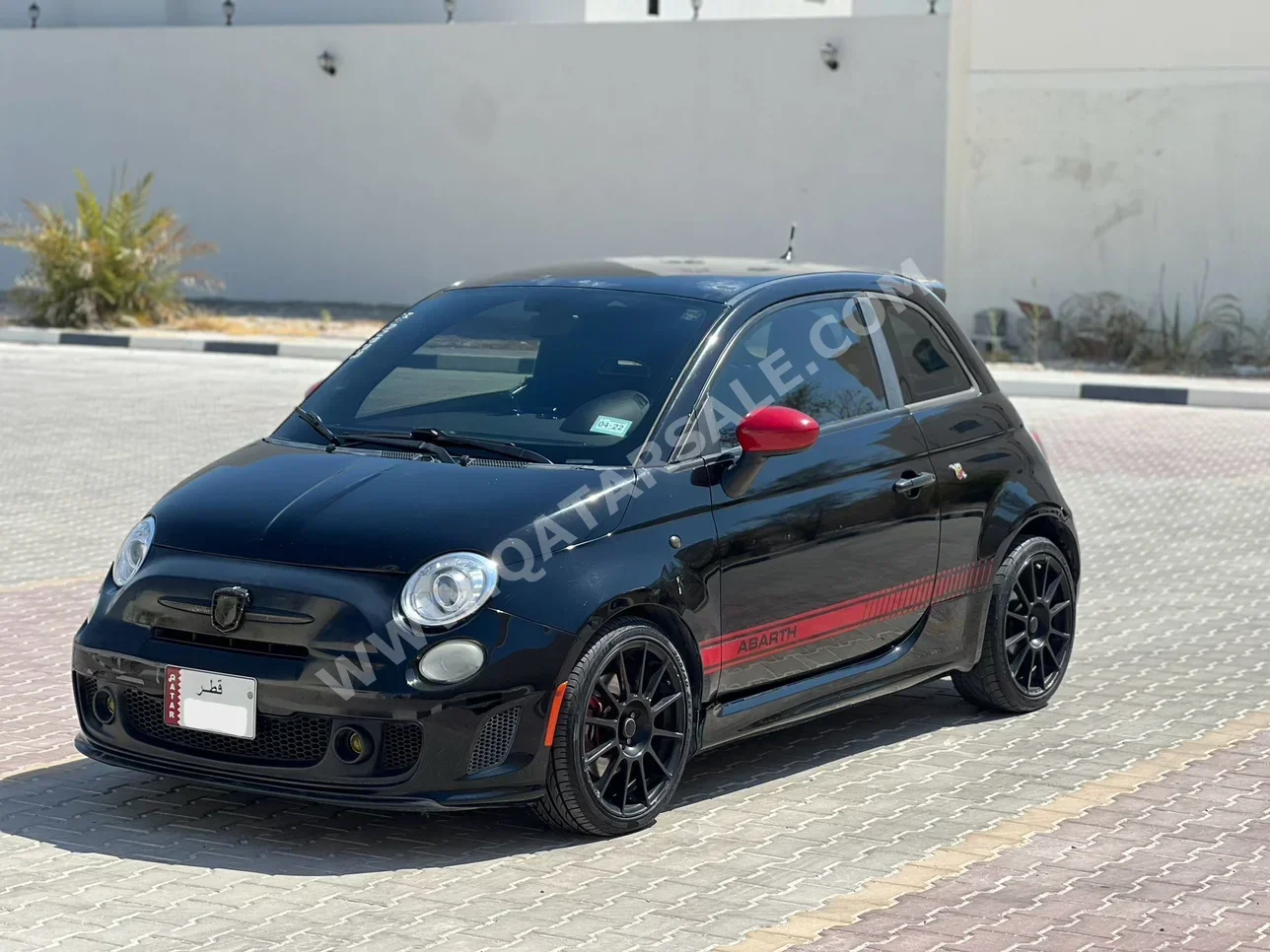 Fiat  500  Abarth  2013  Automatic  153,000 Km  4 Cylinder  Front Wheel Drive (FWD)  Hatchback  Black