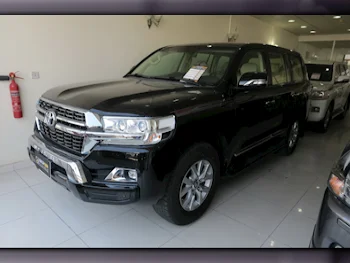 Toyota  Land Cruiser  GXR  2019  Automatic  190,000 Km  6 Cylinder  Four Wheel Drive (4WD)  SUV  Black