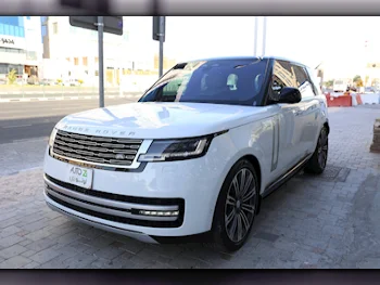 Land Rover  Range Rover  Vogue  Autobiography  2022  Automatic  39,900 Km  8 Cylinder  Four Wheel Drive (4WD)  SUV  White  With Warranty