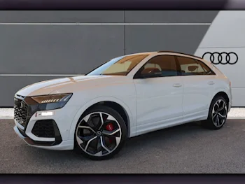 Audi  RSQ8  2021  Automatic  40,000 Km  8 Cylinder  All Wheel Drive (AWD)  SUV  White  With Warranty