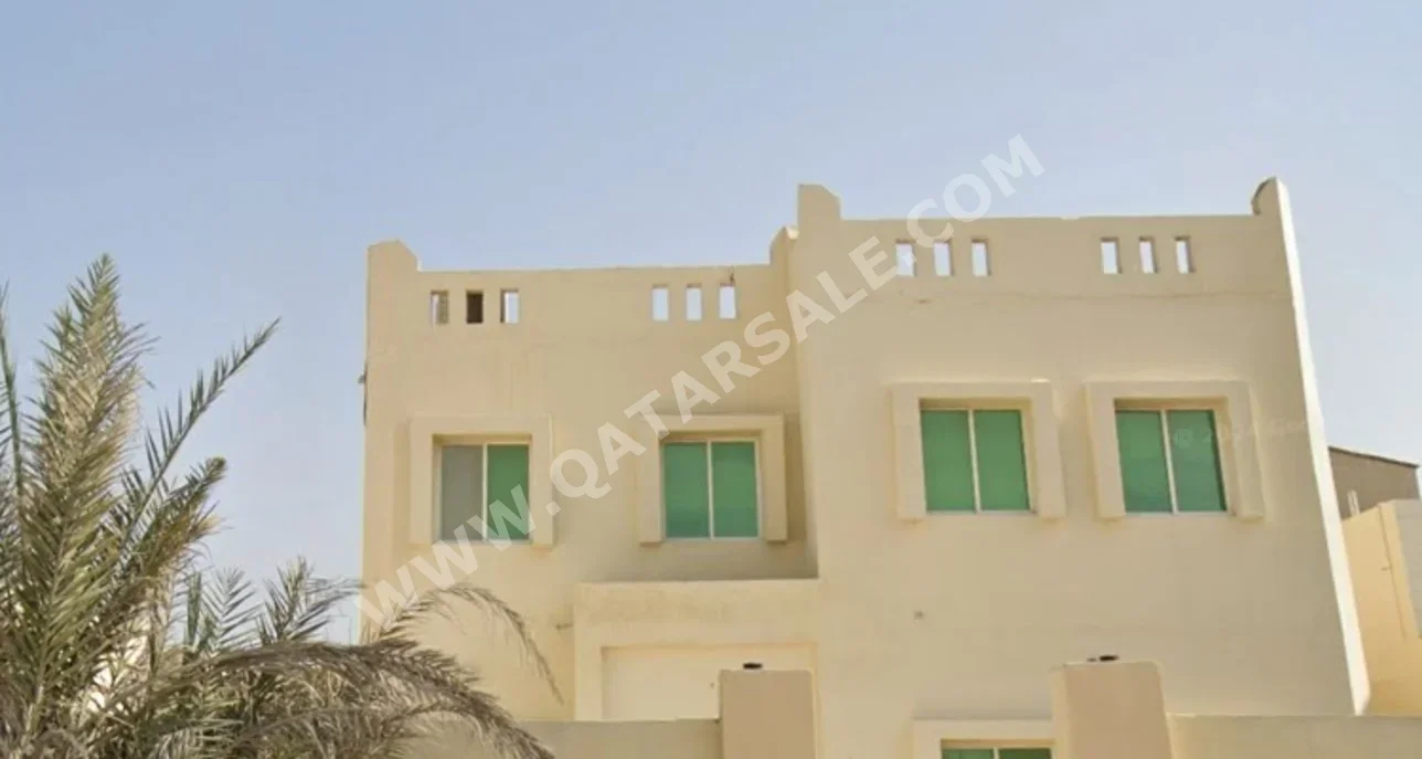 Family Residential  - Not Furnished  - Al Khor  - Al Khor  - 5 Bedrooms