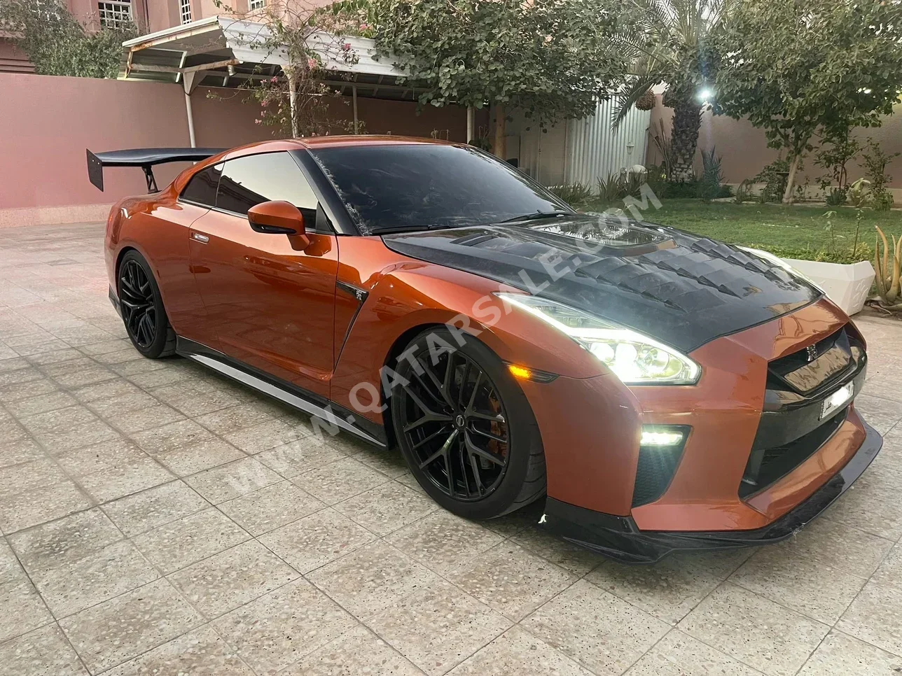 Nissan  GT-R  2017  Automatic  61,000 Km  6 Cylinder  All Wheel Drive (AWD)  Coupe / Sport  Orange