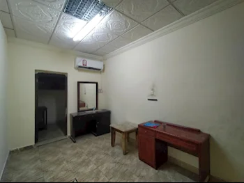 1 غرف نوم  شقة  للايجار  في الدوحة -  مدينة خليفة الجنوبية  غير مفروشة